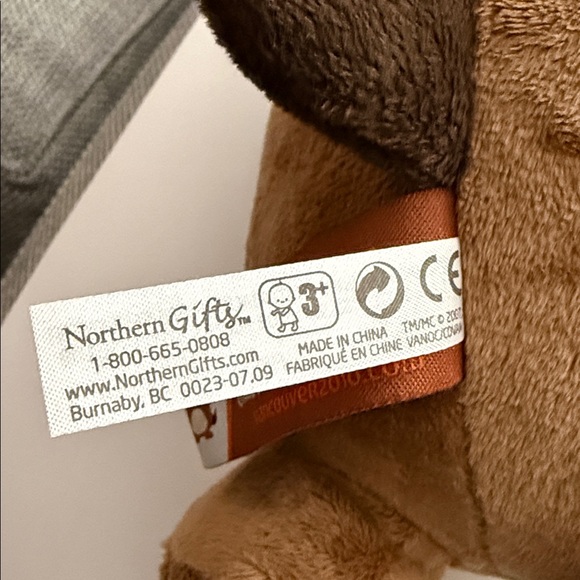 MUKMUK VANCOUVER OLYMPICS 2010 Plush Toy 9.5 INCHES - Picture 5 of 12